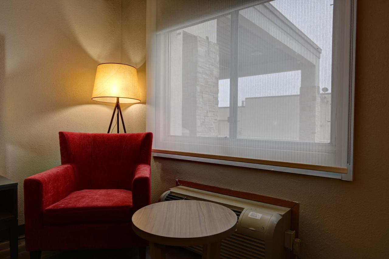 Country Inn & Suites By Radisson, Pierre, Sd Εξωτερικό φωτογραφία