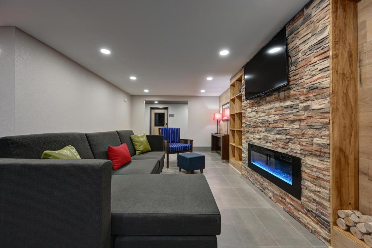 Country Inn & Suites By Radisson, Pierre, Sd Εξωτερικό φωτογραφία