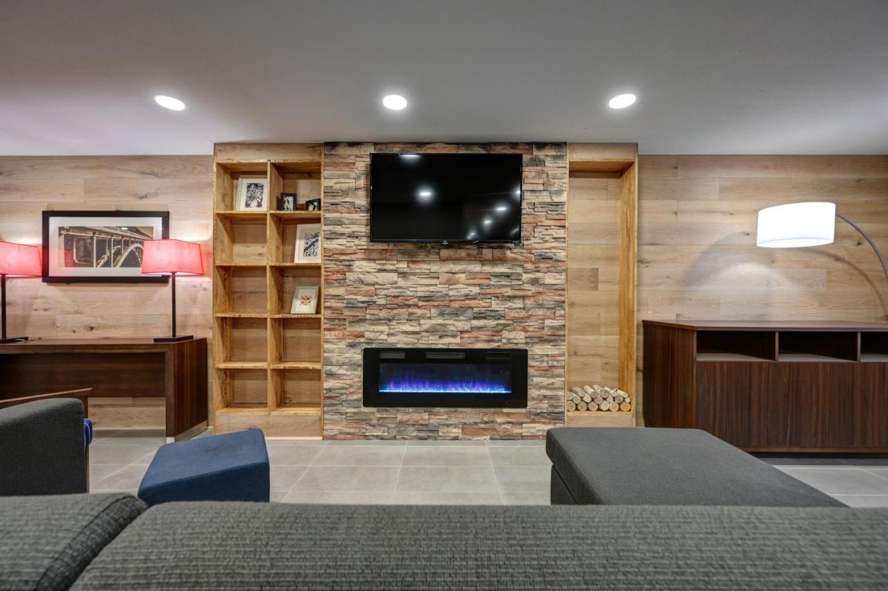 Country Inn & Suites By Radisson, Pierre, Sd Εξωτερικό φωτογραφία