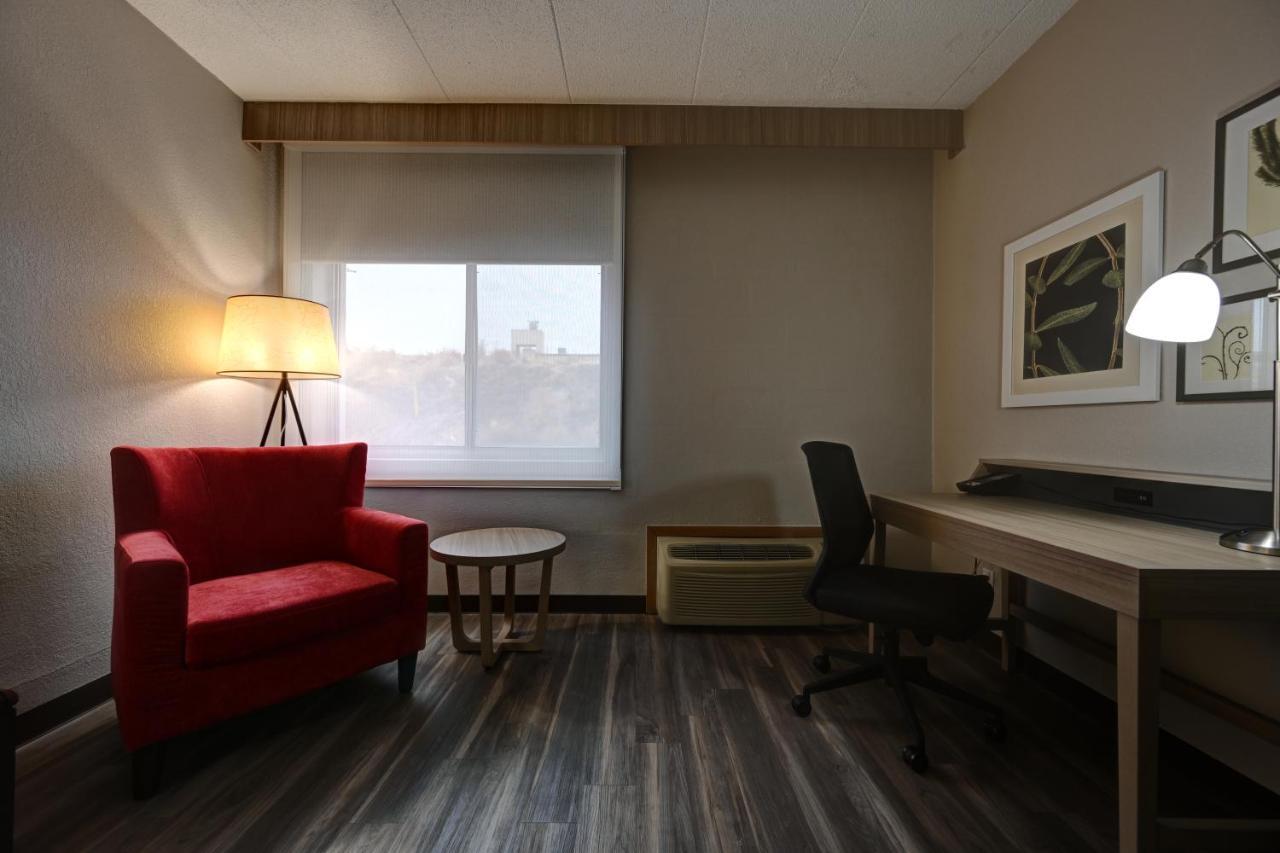 Country Inn & Suites By Radisson, Pierre, Sd Εξωτερικό φωτογραφία
